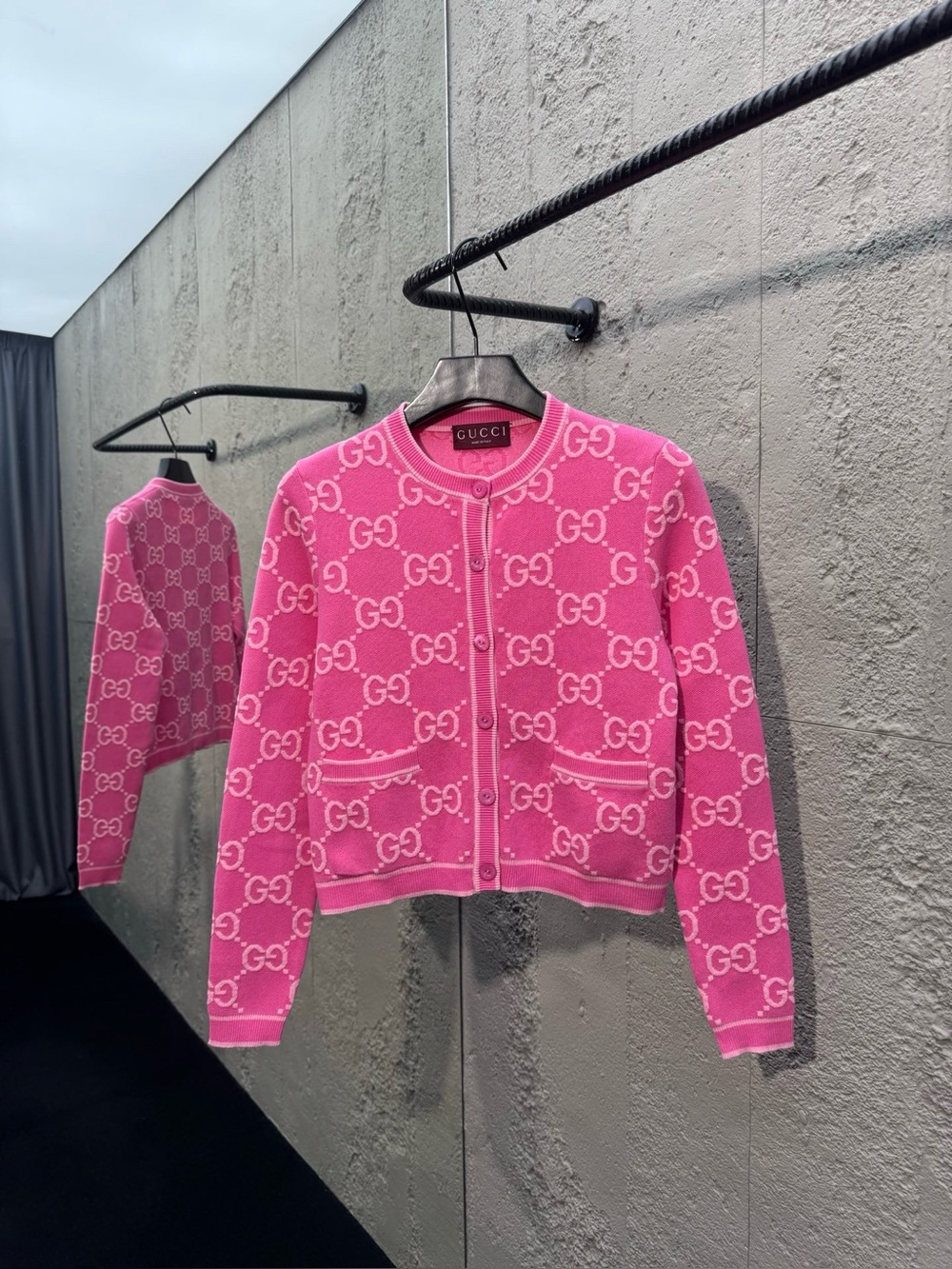 Gucci Hot Pink GG Monogram Jacquard Crew‑Neck Cropped Cardigan